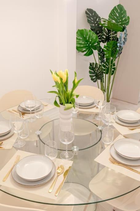 Isg Apartments O'Donnell 2-2-Free Parking Севілья Екстер'єр фото